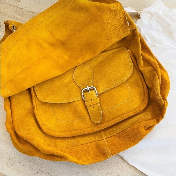 A Detacher Annabel marigold suede bag NEW - Picture 10 of 12